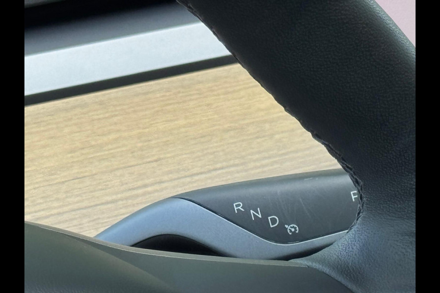 Tesla Model Y Long Range AWD 75 kWh Black line, 20 inch, panoramadak, leder, Nederlandse auto met nationale auto pas