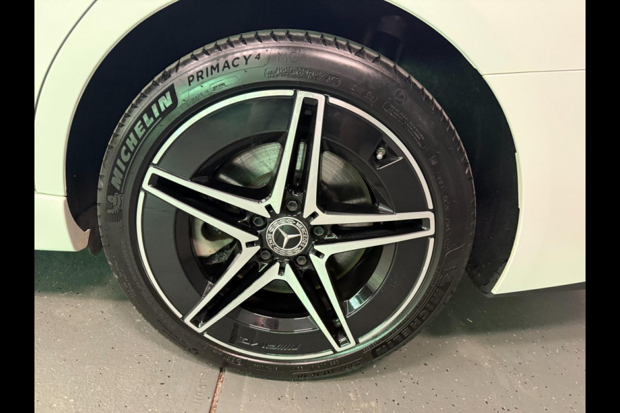 Mercedes-Benz C-Klasse Estate 300 e AMG Line PANO/BURMESTER/DAB/CAM/STOEL-M/SFEERVERL/V-COCKPIT///