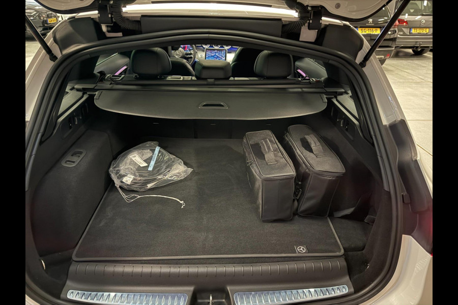 Mercedes-Benz C-Klasse Estate 300 e AMG Line PANO/BURMESTER/DAB/CAM/STOEL-M/SFEERVERL/V-COCKPIT///