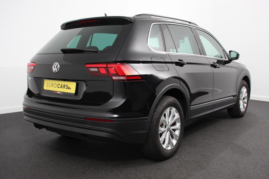 Volkswagen Tiguan 1.5 TSI 150pk DSG Comfortline Volkswagen Tiguan 1.5 TSI 150pk DSG ACT Comfortline | Navigatie | Apple Carplay/Android Auto | Climate Control | Electrische achterklep | Digitale Cockpit