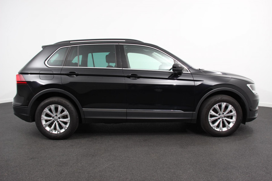Volkswagen Tiguan 1.5 TSI 150pk DSG Comfortline Volkswagen Tiguan 1.5 TSI 150pk DSG ACT Comfortline | Navigatie | Apple Carplay/Android Auto | Climate Control | Electrische achterklep | Digitale Cockpit