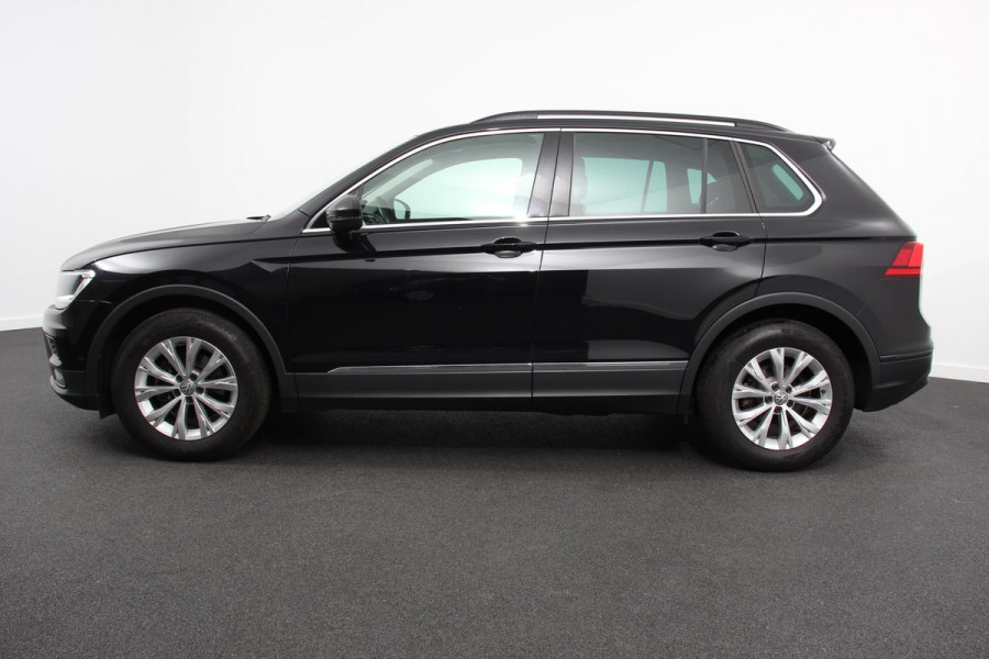 Volkswagen Tiguan 1.5 TSI 150pk DSG Comfortline Volkswagen Tiguan 1.5 TSI 150pk DSG ACT Comfortline | Navigatie | Apple Carplay/Android Auto | Climate Control | Electrische achterklep | Digitale Cockpit