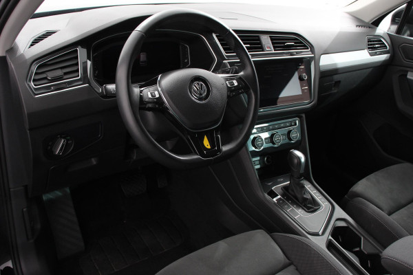Volkswagen Tiguan 1.5 TSI 150pk DSG Comfortline Volkswagen Tiguan 1.5 TSI 150pk DSG ACT Comfortline | Navigatie | Apple Carplay/Android Auto | Climate Control | Electrische achterklep | Digitale Cockpit