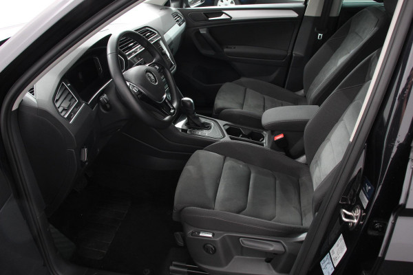Volkswagen Tiguan 1.5 TSI 150pk DSG Comfortline Volkswagen Tiguan 1.5 TSI 150pk DSG ACT Comfortline | Navigatie | Apple Carplay/Android Auto | Climate Control | Electrische achterklep | Digitale Cockpit