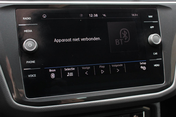 Volkswagen Tiguan 1.5 TSI 150pk DSG Comfortline Volkswagen Tiguan 1.5 TSI 150pk DSG ACT Comfortline | Navigatie | Apple Carplay/Android Auto | Climate Control | Electrische achterklep | Digitale Cockpit