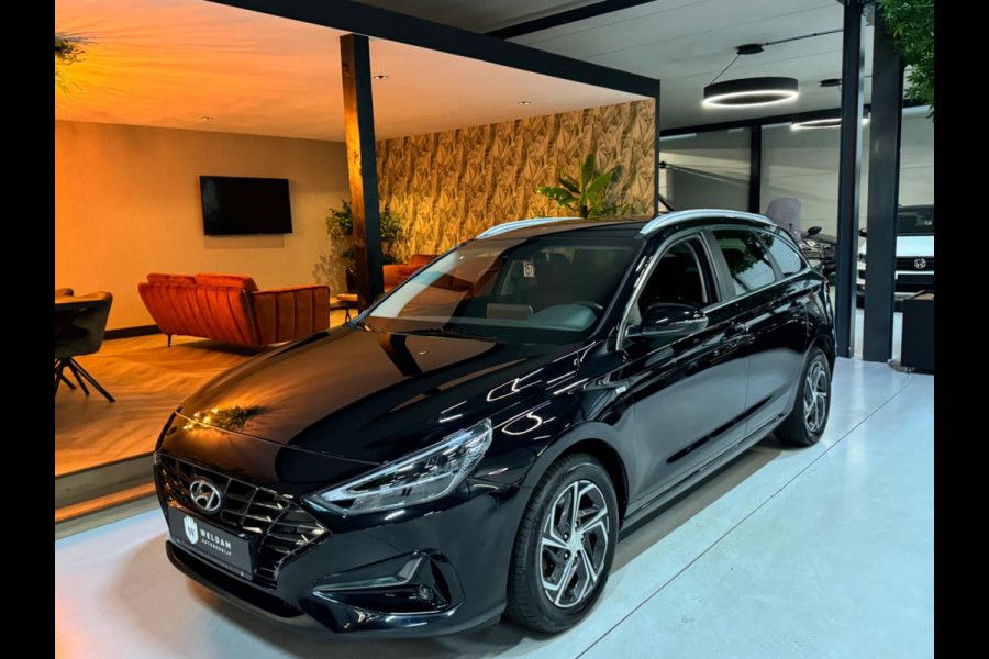 Hyundai i30 1.5 T-GDi MHEV Garantie Camera CarPlay StuurVW StoelVW Lane Cruise Clima Navi DAB Led Facelift Model Rijklaar