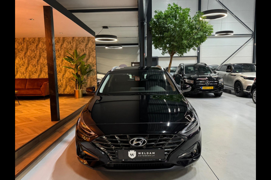 Hyundai i30 1.5 T-GDi MHEV Garantie Camera CarPlay StuurVW StoelVW Lane Cruise Clima Navi DAB Led Facelift Model Rijklaar