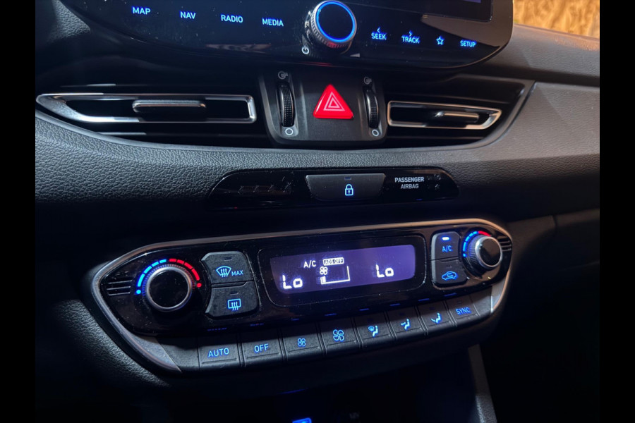 Hyundai i30 1.5 T-GDi MHEV Garantie Camera CarPlay StuurVW StoelVW Lane Cruise Clima Navi DAB Led Facelift Model Rijklaar