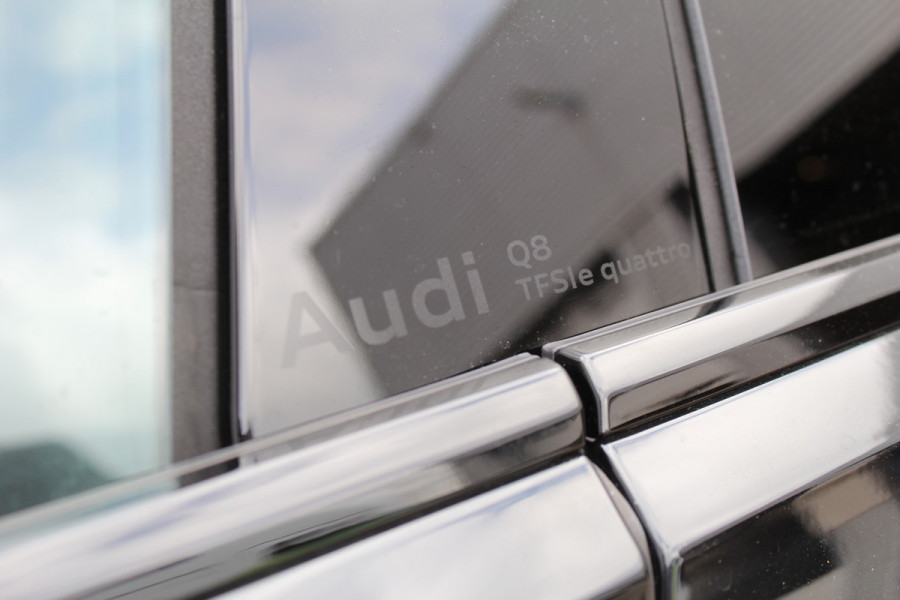 Audi Q8 60 TFSI e 490PK quattro Pro Line S Competition | Vierwielbesturing | Luchtvering | Panoramadak | Head-up | Trekhaak | B&O