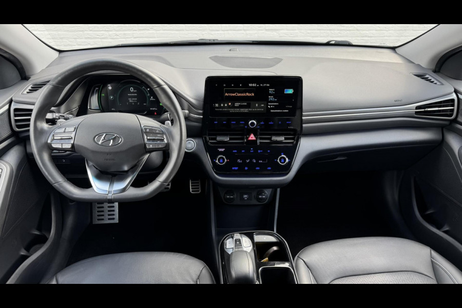 Hyundai IONIQ Premium EV 38 kWh Adaptive cruise control Climate control Stoel- en stuurverwarming Achterbankverwarming Snelladen