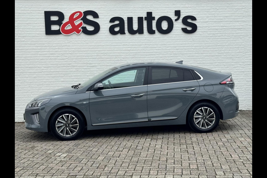 Hyundai IONIQ Premium EV 38 kWh Adaptive cruise control Climate control Stoel- en stuurverwarming Achterbankverwarming Snelladen
