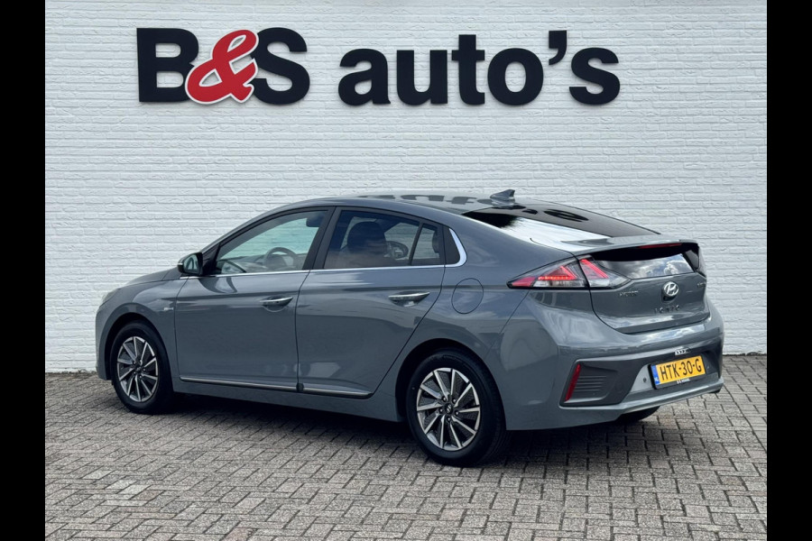 Hyundai IONIQ Premium EV 38 kWh Adaptive cruise control Climate control Stoel- en stuurverwarming Achterbankverwarming Snelladen