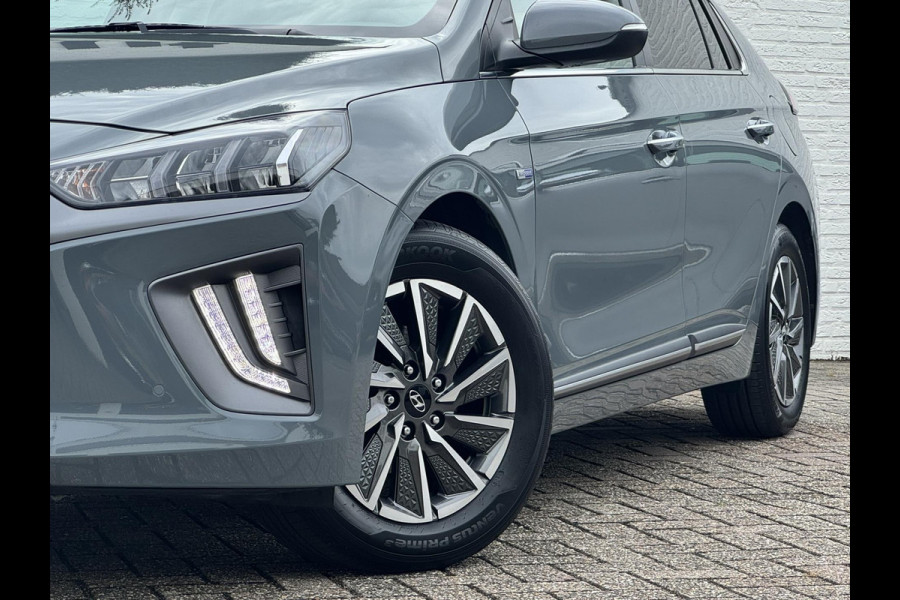 Hyundai IONIQ Premium EV 38 kWh Adaptive cruise control Climate control Stoel- en stuurverwarming Achterbankverwarming Snelladen