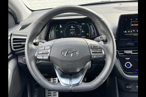 Hyundai IONIQ Premium EV 38 kWh Adaptive cruise control Climate control Stoel- en stuurverwarming Achterbankverwarming Snelladen