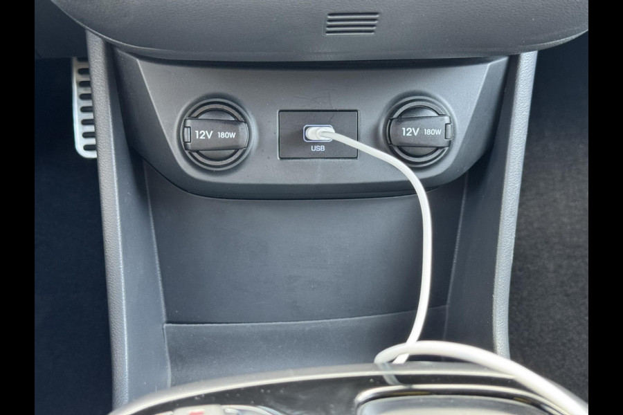 Hyundai IONIQ Premium EV 38 kWh Adaptive cruise control Climate control Stoel- en stuurverwarming Achterbankverwarming Snelladen