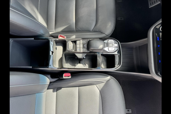 Hyundai IONIQ Premium EV 38 kWh Adaptive cruise control Climate control Stoel- en stuurverwarming Achterbankverwarming Snelladen