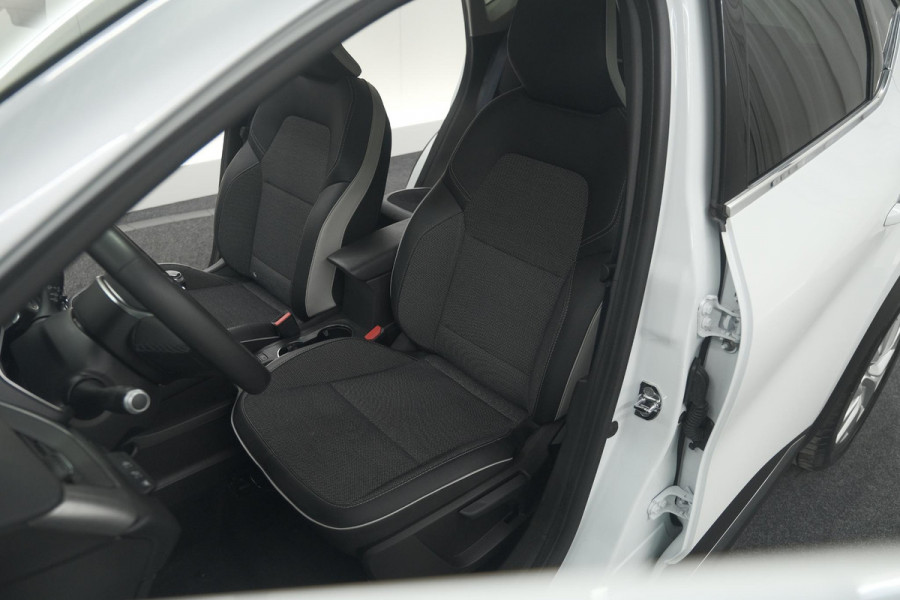 Renault Captur TCe 90 Intens | Camera | Navigatie | Parkeersensoren | Apple Carplay