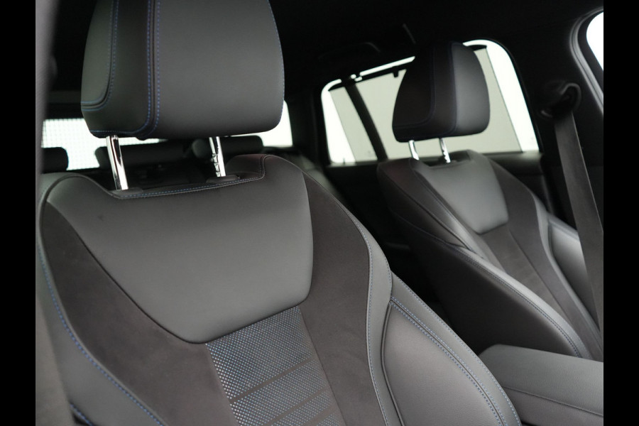 BMW 3 Serie Touring 320e M Sport Plug In Hybrid Dealer O.H PHEV | Alcantara Sportstoelen Verwarmd | 19"L.M | Keyless | Camera | Parkassist  | Apple Carplay | Sfeerverlichting | Navi Full Map |
