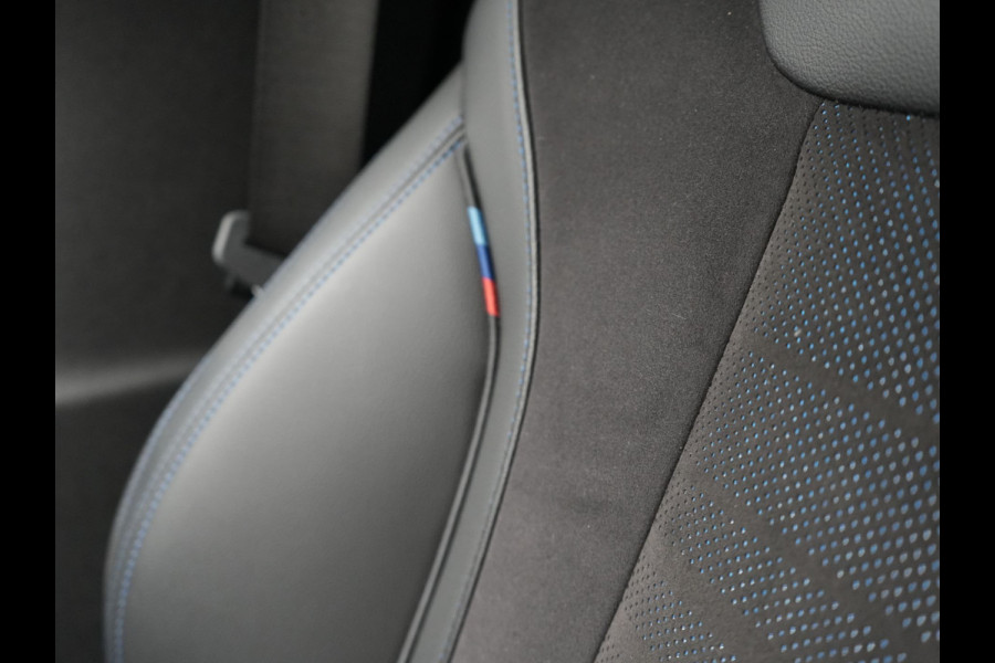 BMW 3 Serie Touring 320e M Sport Plug In Hybrid Dealer O.H PHEV | Alcantara Sportstoelen Verwarmd | 19"L.M | Keyless | Camera | Parkassist  | Apple Carplay | Sfeerverlichting | Navi Full Map |