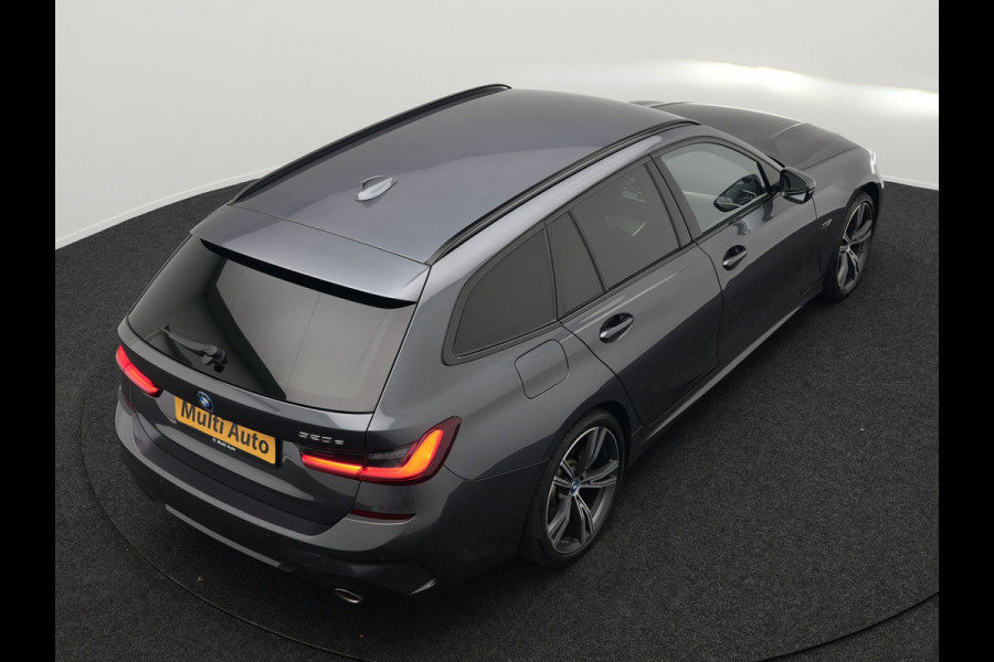 BMW 3 Serie Touring 320e M Sport Plug In Hybrid Dealer O.H PHEV | Alcantara Sportstoelen Verwarmd | 19"L.M | Keyless | Camera | Parkassist  | Apple Carplay | Sfeerverlichting | Navi Full Map |