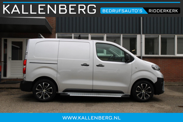 Toyota ProAce Compact 1.6 D-4D Cool Comfort / Trekhaak / Cruise / App connect / 3 zits