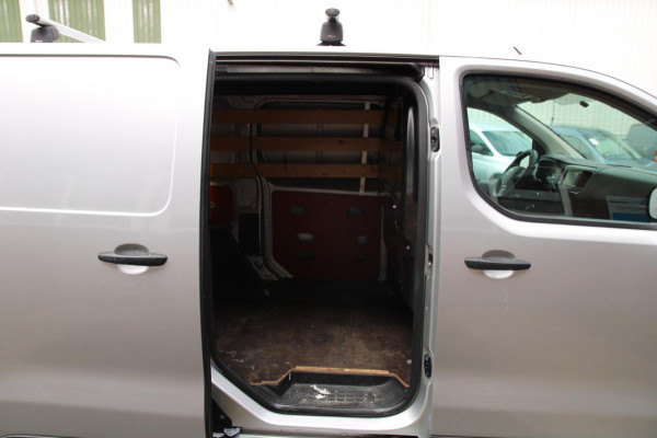 Toyota ProAce Compact 1.6 D-4D Cool Comfort / Trekhaak / Cruise / App connect / 3 zits