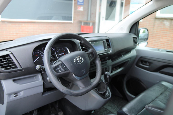 Toyota ProAce Compact 1.6 D-4D Cool Comfort / Trekhaak / Cruise / App connect / 3 zits