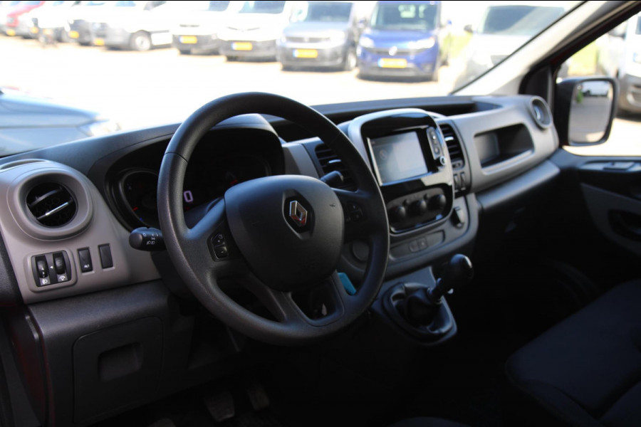 Renault Trafic 1.6 dCi T27 L1H1 Comfort Energy Euro6 / Navi / Trekhaak / Imperiaal