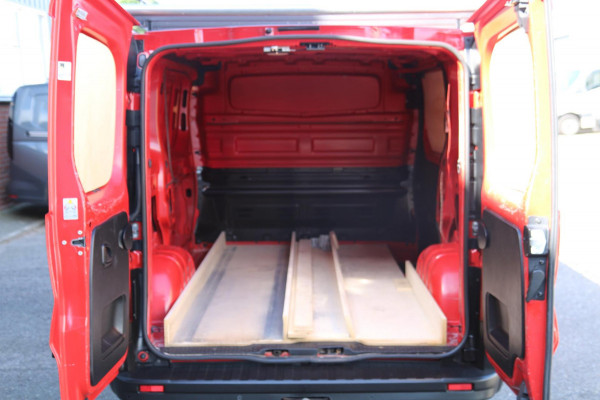 Renault Trafic 1.6 dCi T27 L1H1 Comfort Energy Euro6 / Navi / Trekhaak / Imperiaal