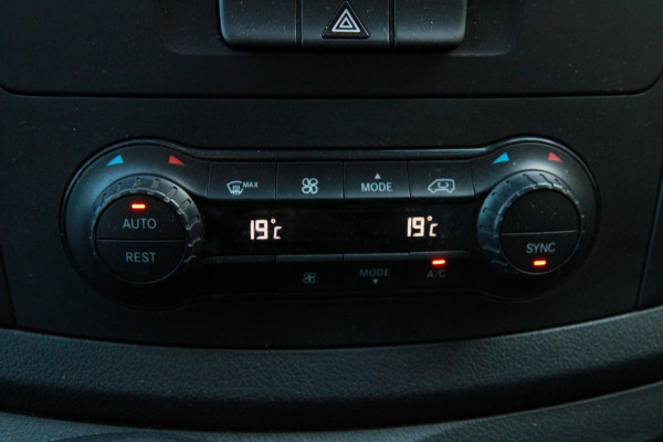 Mercedes-Benz Vito 111 CDI Extra Lang / Euro 6 / Camera / Navi / Multi stuur