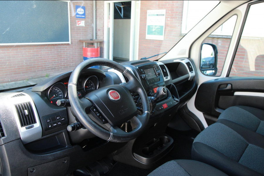 Fiat Ducato 30 2.3 MultiJet L2H1 / Trekhaak / Imperiaal / Camera / 3 zits