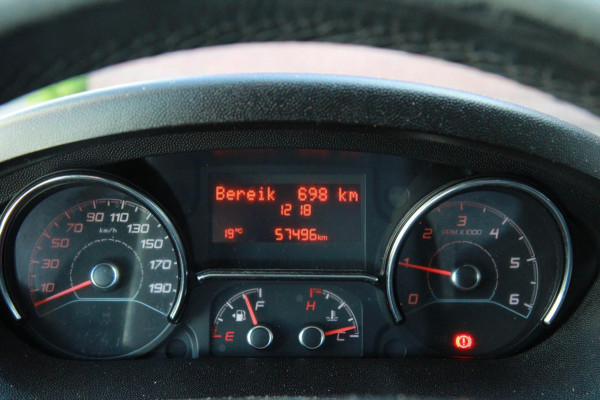 Fiat Ducato 30 2.3 MultiJet L2H1 / Trekhaak / Imperiaal / Camera / 3 zits
