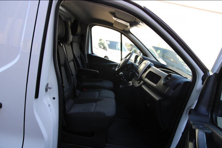 Renault Trafic 1.6 dCi 95PK L1H1 Comfort / Laadruimte inrichting / App connect / Trekhaak