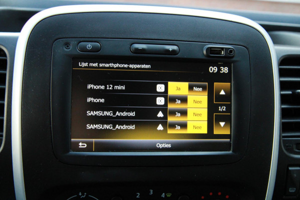 Renault Trafic 1.6 dCi 95PK L1H1 Comfort / Laadruimte inrichting / App connect / Trekhaak