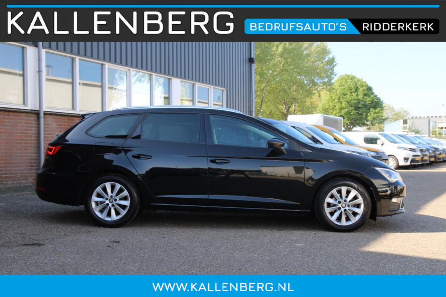 Seat León ST 1.0 EcoTSI Style Business Intense / Camera / App connect / Cruise