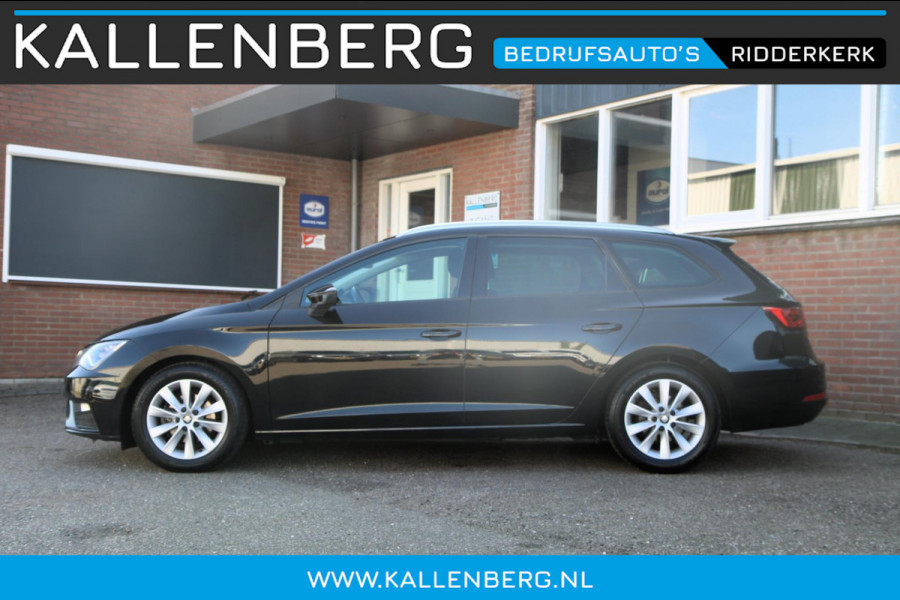 Seat León ST 1.0 EcoTSI Style Business Intense / Camera / App connect / Cruise