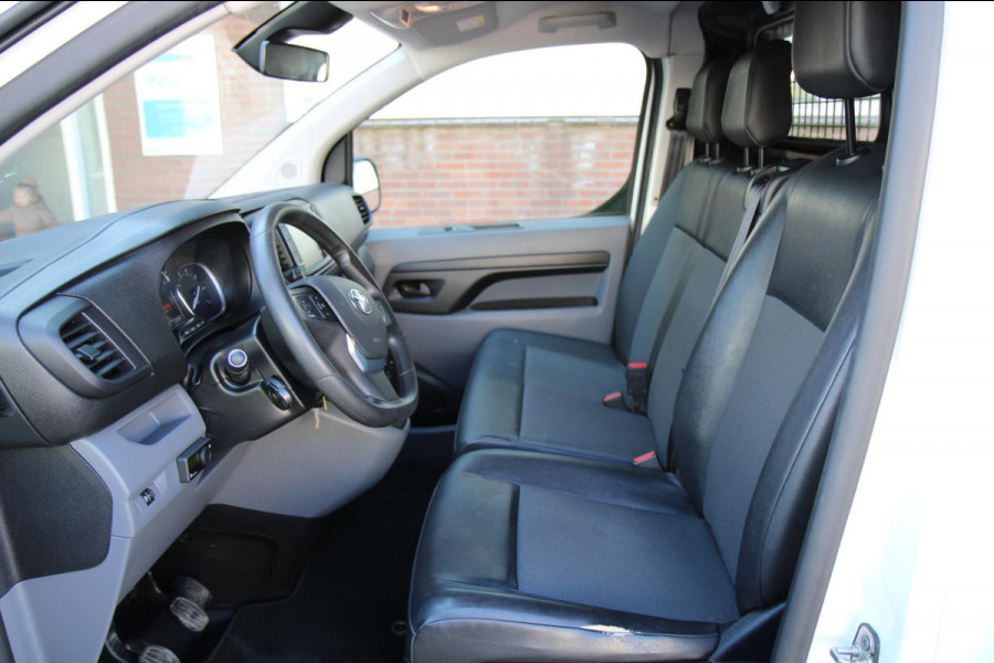 Toyota ProAce Worker 2.0 D-4D Navigator Long / Imperiaal / Laadruimte inrichting / Trekhaak