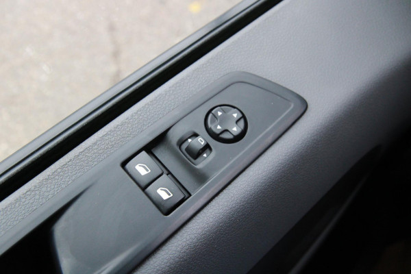 Opel Vivaro 1.5 CDTI L3H1 Edition / Trekhaak / Imperiaal / 3 zits / Cruise
