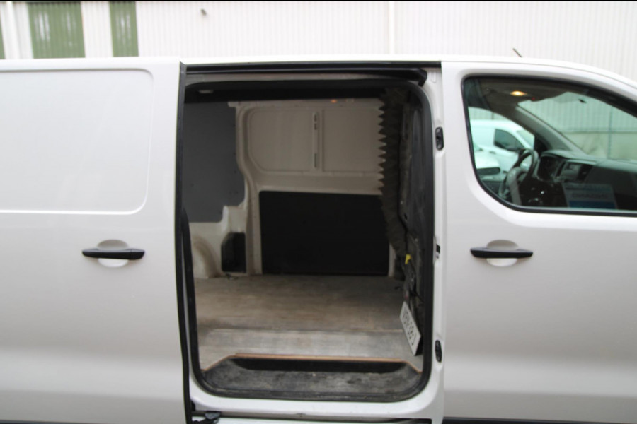 Toyota ProAce Worker 1.5 D-4D Cool Comfort Long / Trekhaak / Cruise / 3 zits
