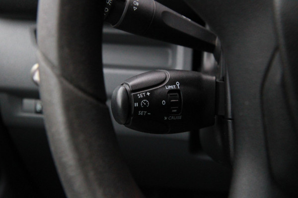 Toyota ProAce Worker 1.5 D-4D Cool Comfort Long / Trekhaak / Cruise / 3 zits