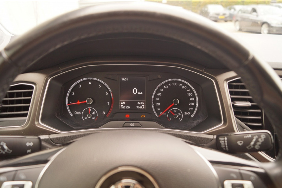 Volkswagen T-Roc 1.0 TSI 115pk Style Executive -NAVI-ECC-PDC-ACC-