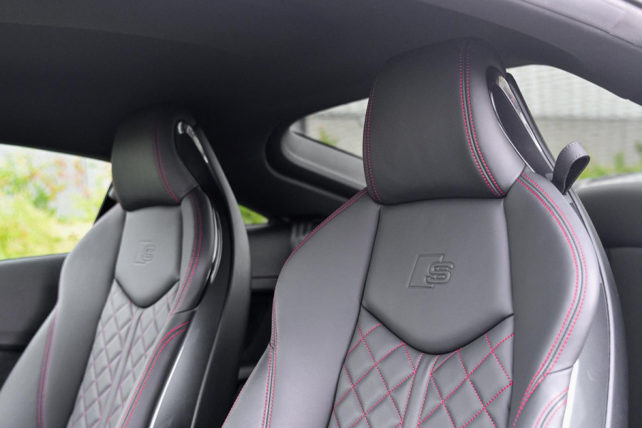 Audi TT 45 TFSI S Line Competition Plus. RS stoelen, Matrix, B&O, CarPlay, Keyless, 20'', BTW!