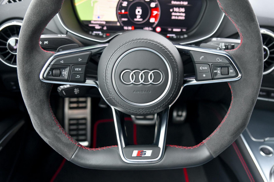 Audi TT 45 TFSI S Line Competition Plus. RS stoelen, Matrix, B&O, CarPlay, Keyless, 20'', BTW!