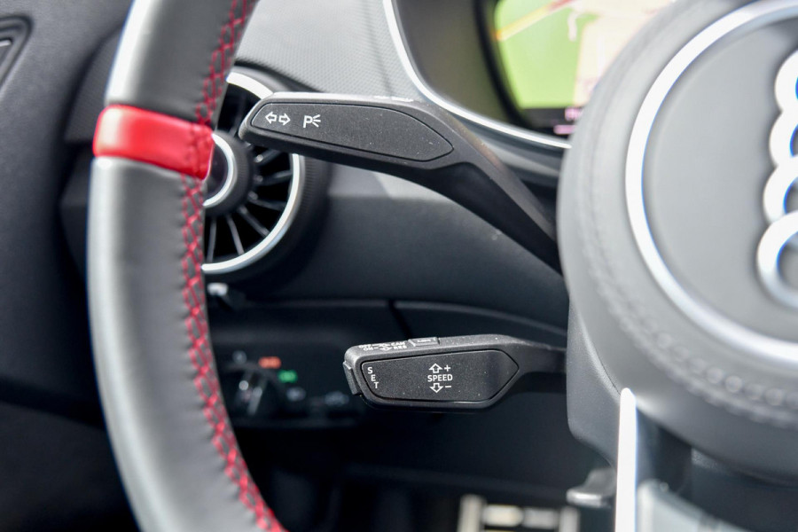 Audi TT 45 TFSI S Line Competition Plus. RS stoelen, Matrix, B&O, CarPlay, Keyless, 20'', BTW!