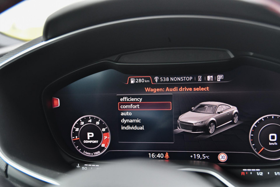 Audi TT 45 TFSI S Line Competition Plus. RS stoelen, Matrix, B&O, CarPlay, Keyless, 20'', BTW!
