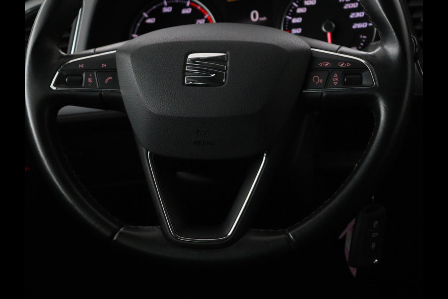 Seat Leon 1.4 TSI Style | Carplay | Full LED | Climate control | Navigatie | Parkeerhulp | Cruise control | Bluetooth
