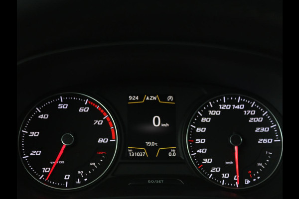 Seat Leon 1.4 TSI Style | Carplay | Full LED | Climate control | Navigatie | Parkeerhulp | Cruise control | Bluetooth
