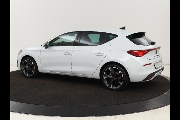CUPRA Leon 1.4 e-Hybrid | Stoel & stuurverwarming | Carplay | Adaptive cruise | Camera | Navigatie | Sfeerverlichting | Full LED | Keyless | PHEV