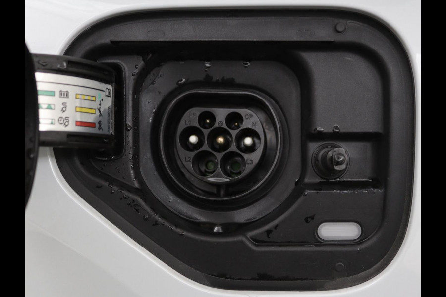 CUPRA Leon 1.4 e-Hybrid | Stoel & stuurverwarming | Carplay | Adaptive cruise | Camera | Navigatie | Sfeerverlichting | Full LED | Keyless | PHEV
