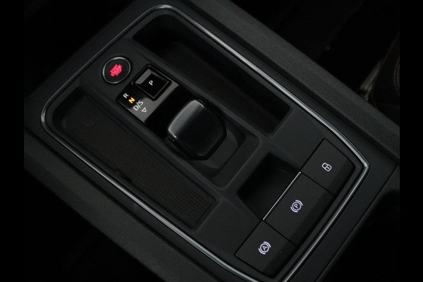 CUPRA Leon 1.4 e-Hybrid | Stoel & stuurverwarming | Carplay | Adaptive cruise | Camera | Navigatie | Sfeerverlichting | Full LED | Keyless | PHEV